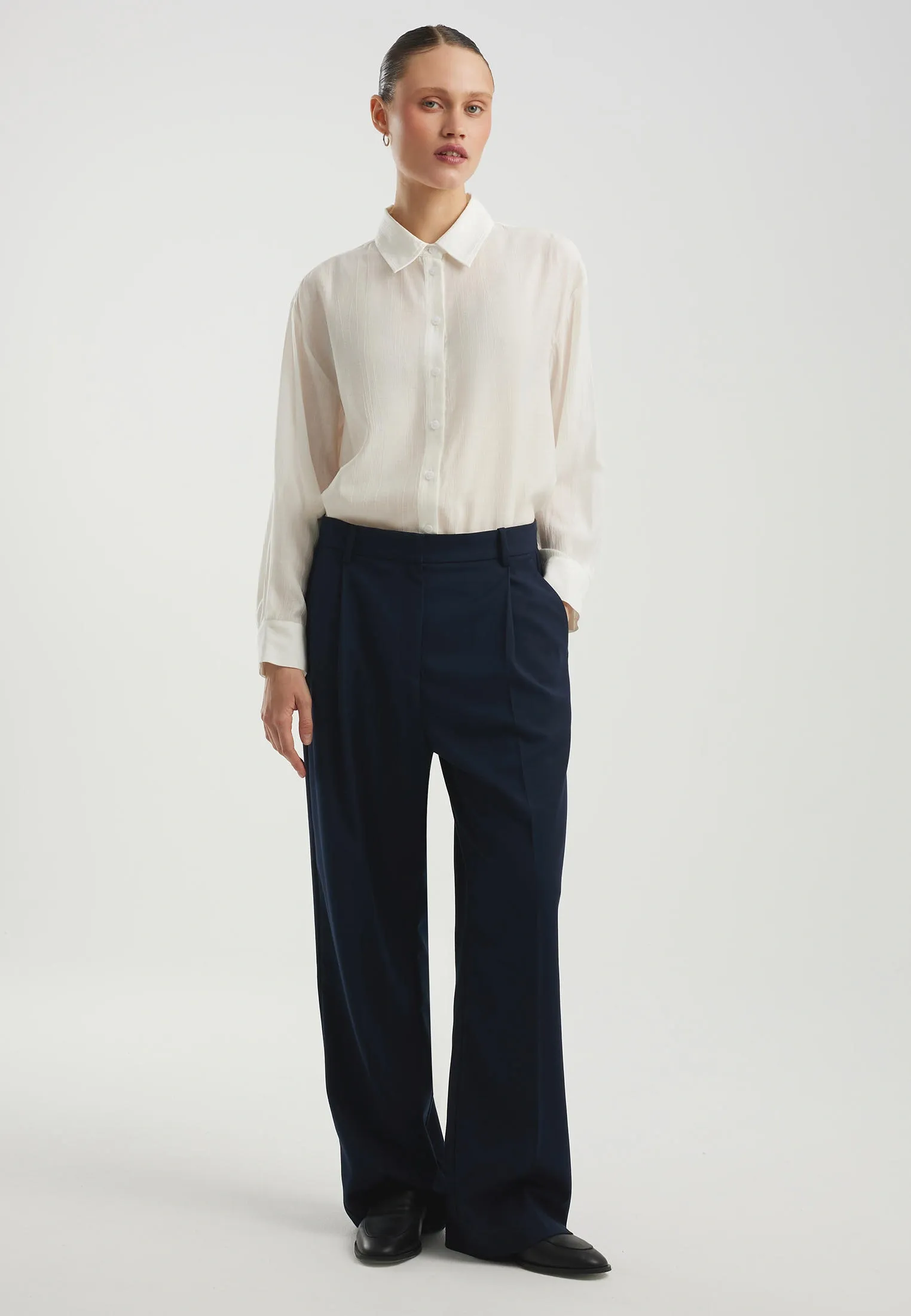 Брюки со стрелками из поливискозы