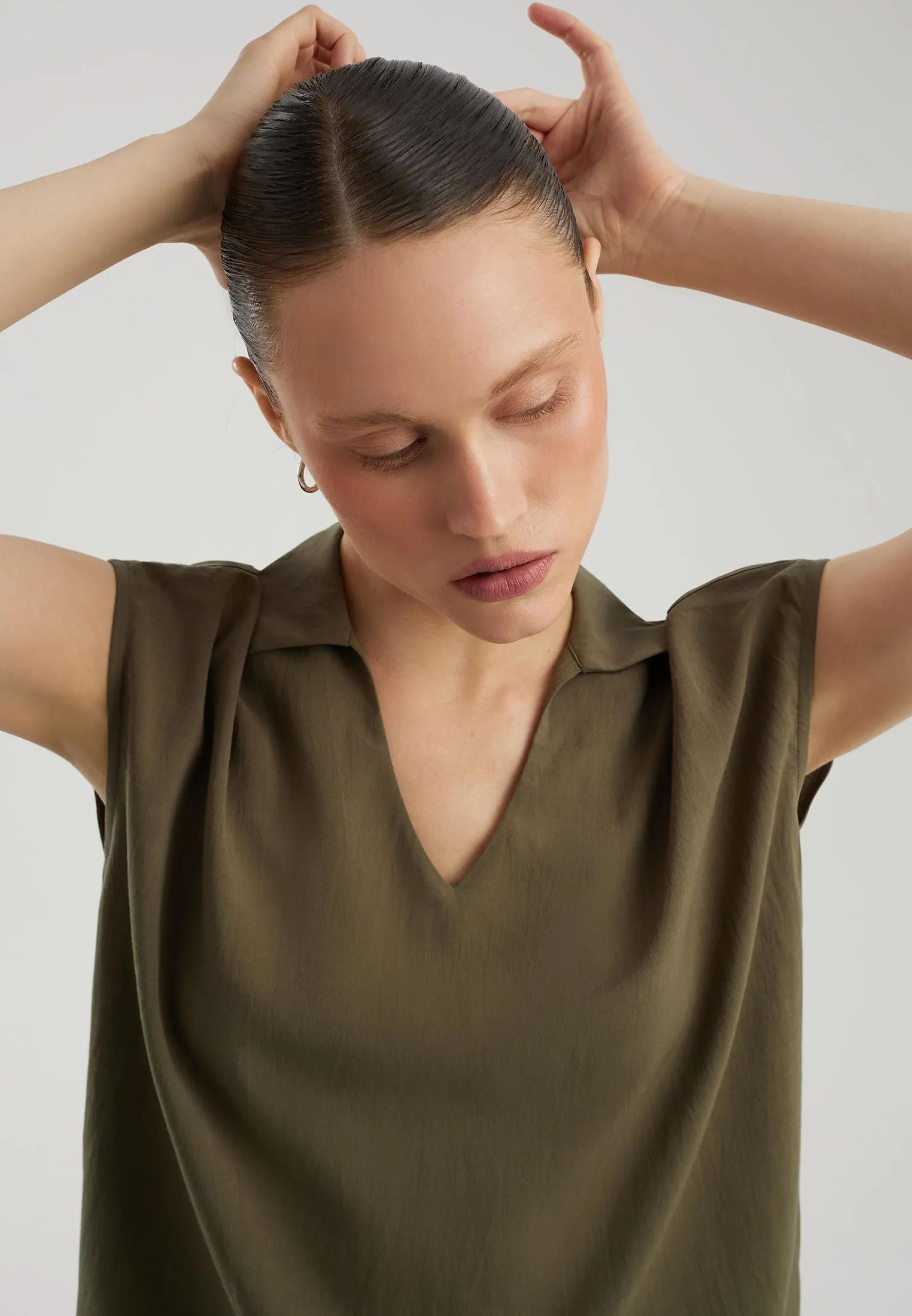 Блузка-поло с вискозой