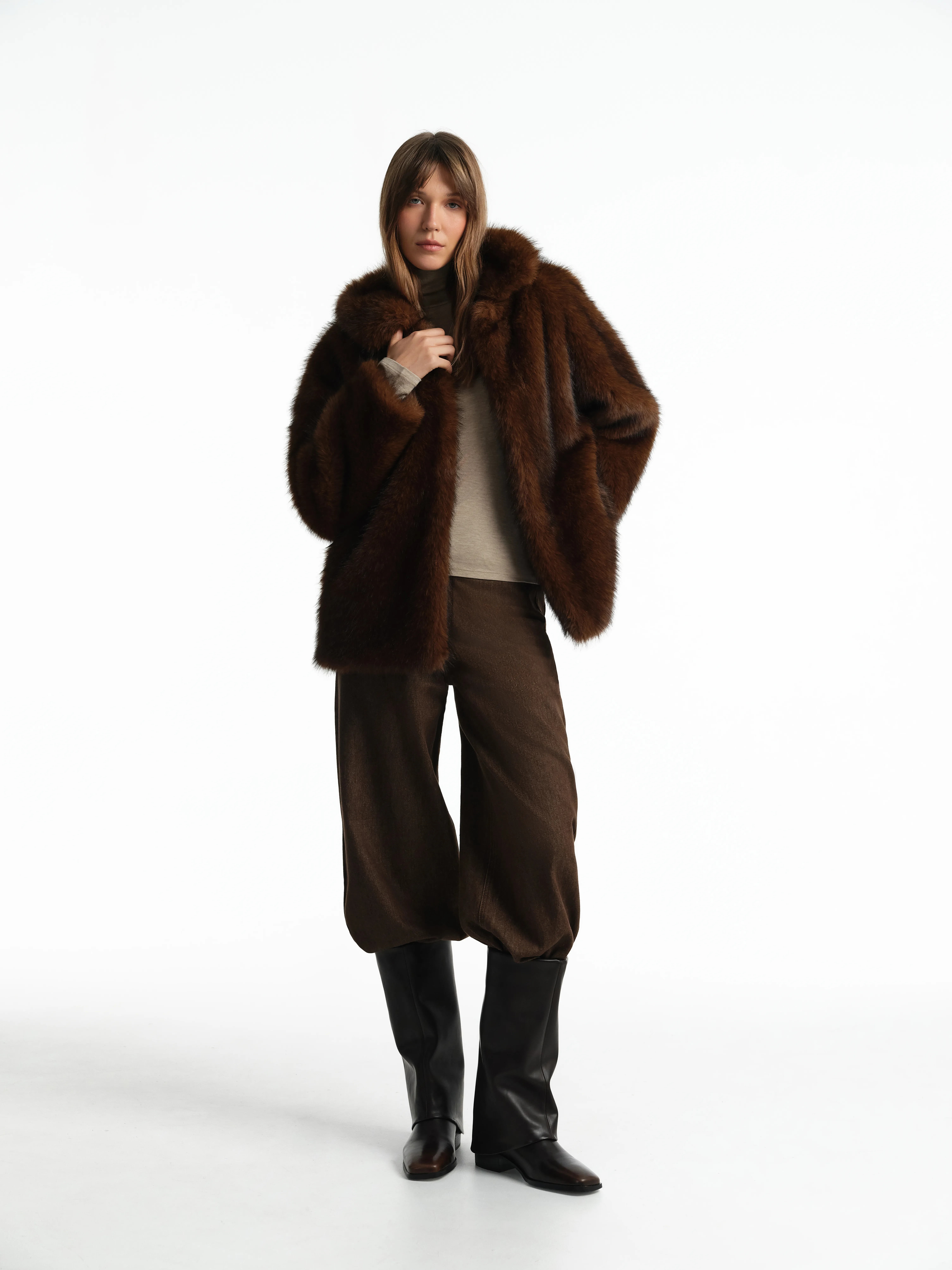 Шуба из экологичного меха с утеплителем