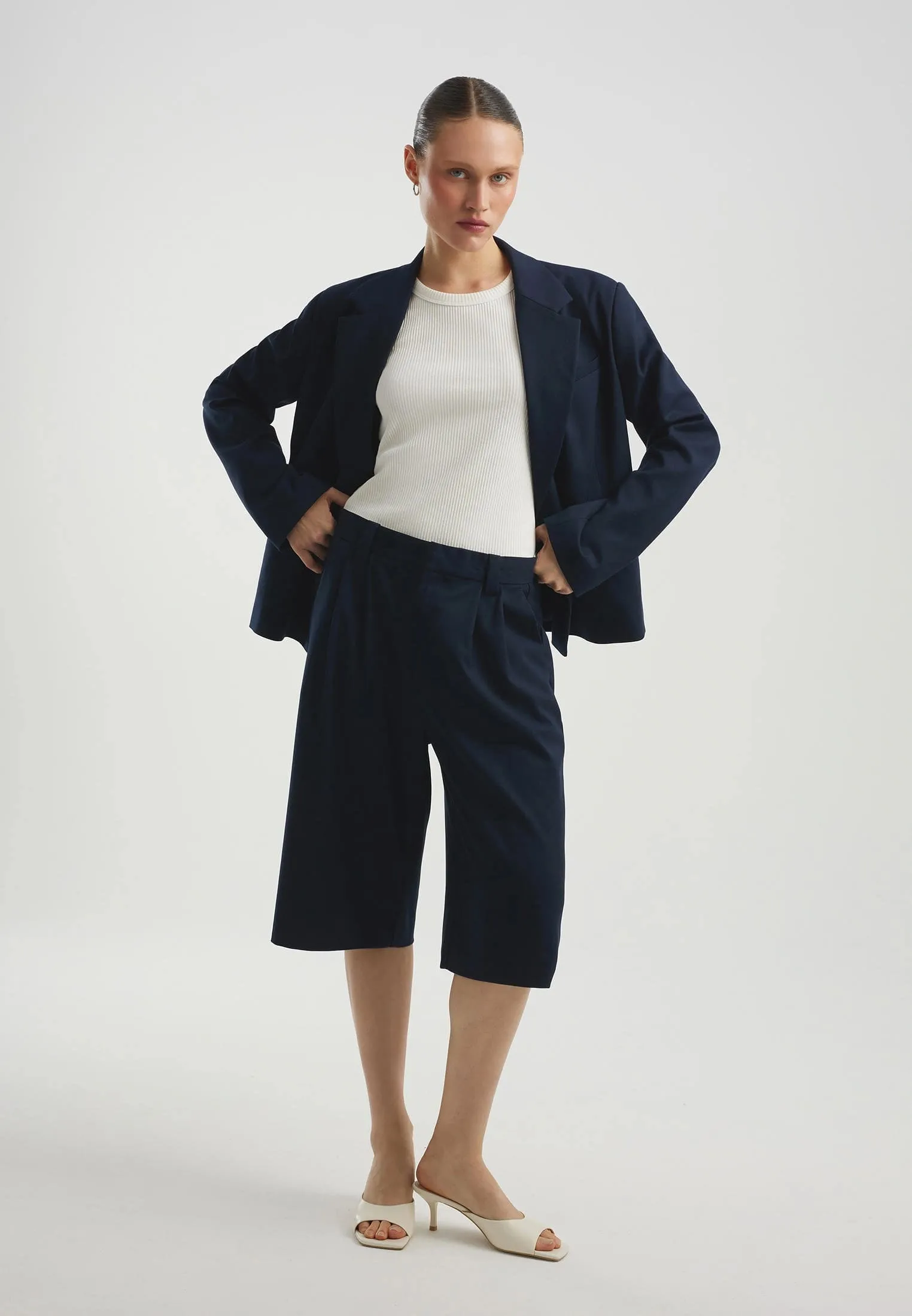 Шорты из поливискозы