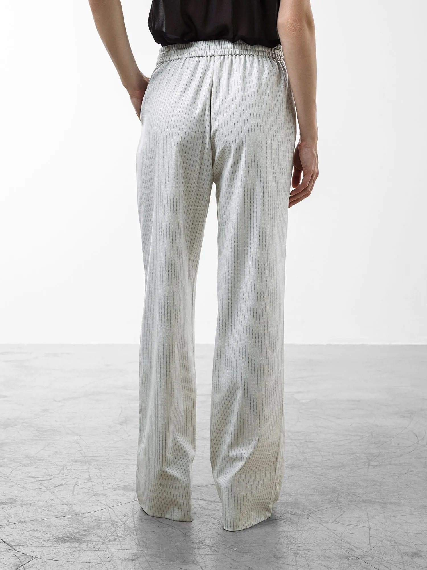 Брюки в полоску с высокой посадкой из переработанной поливискозы