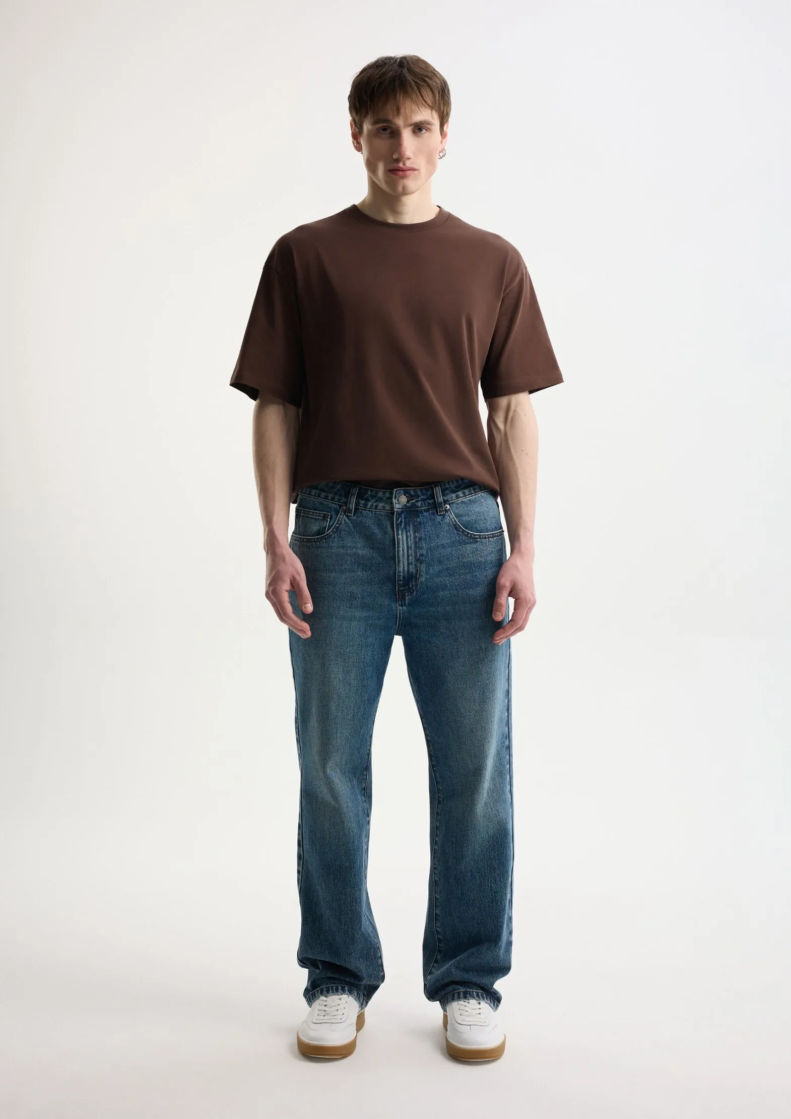 Джинсы straight fit с эффектом стирки