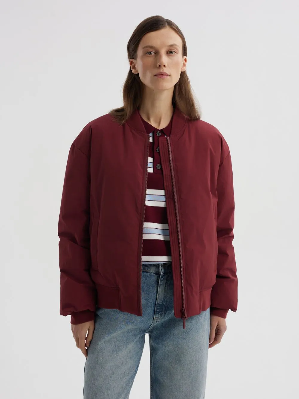 Утепленный бомбер из переработанного полиэстера на мембране