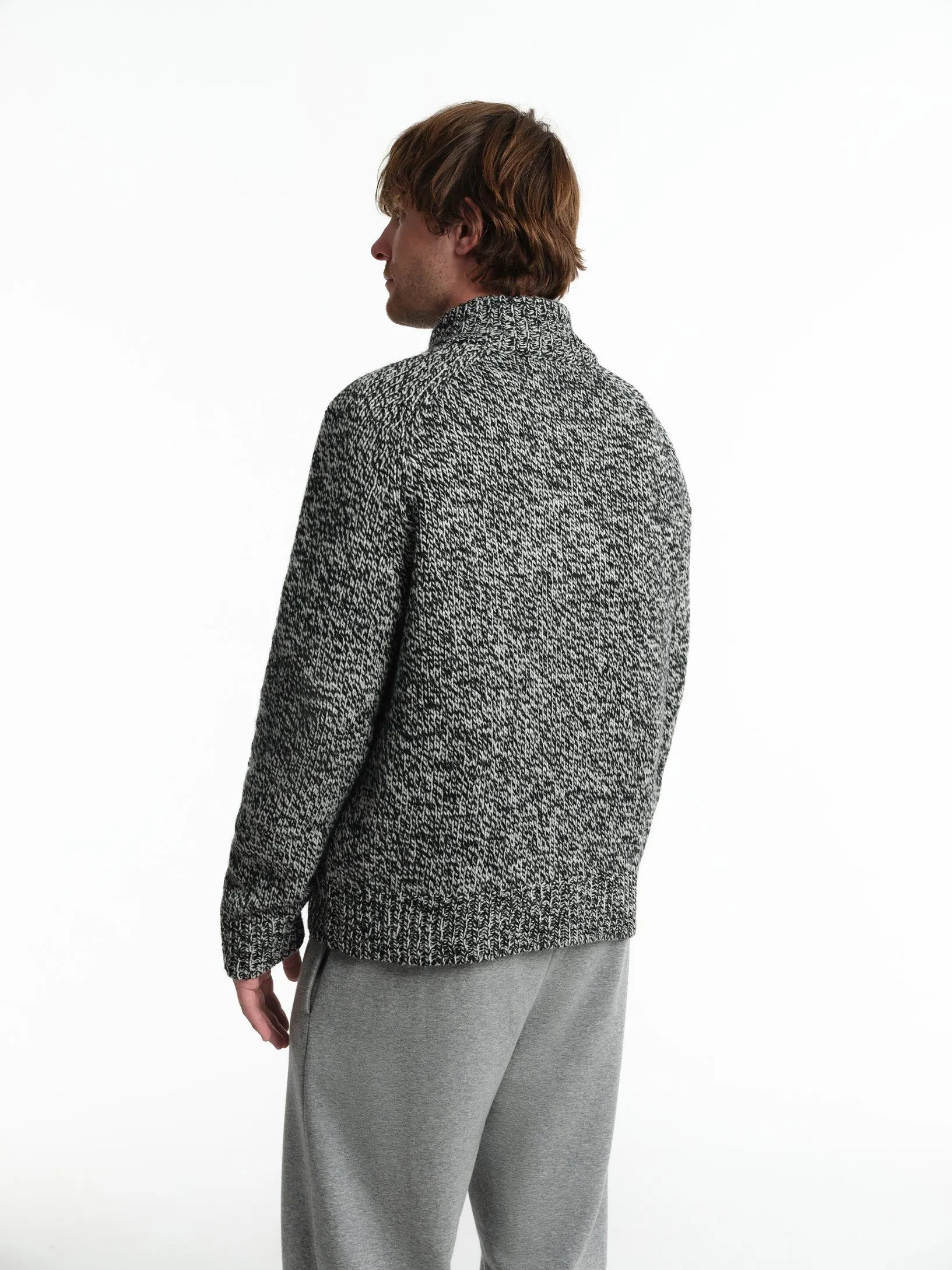 Джемпер с шерстью и воротником на молнии