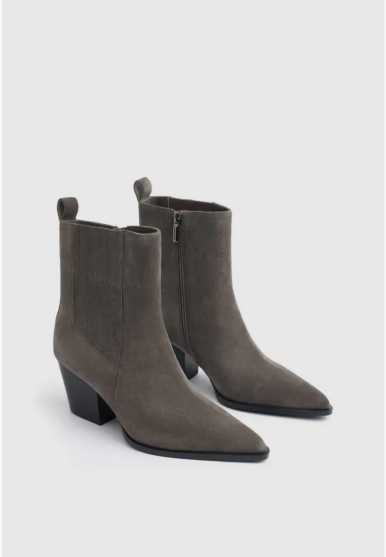 Казаки из натуральной замши