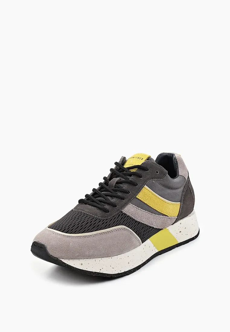 Демисезонные кроссовки из натуральной кожи