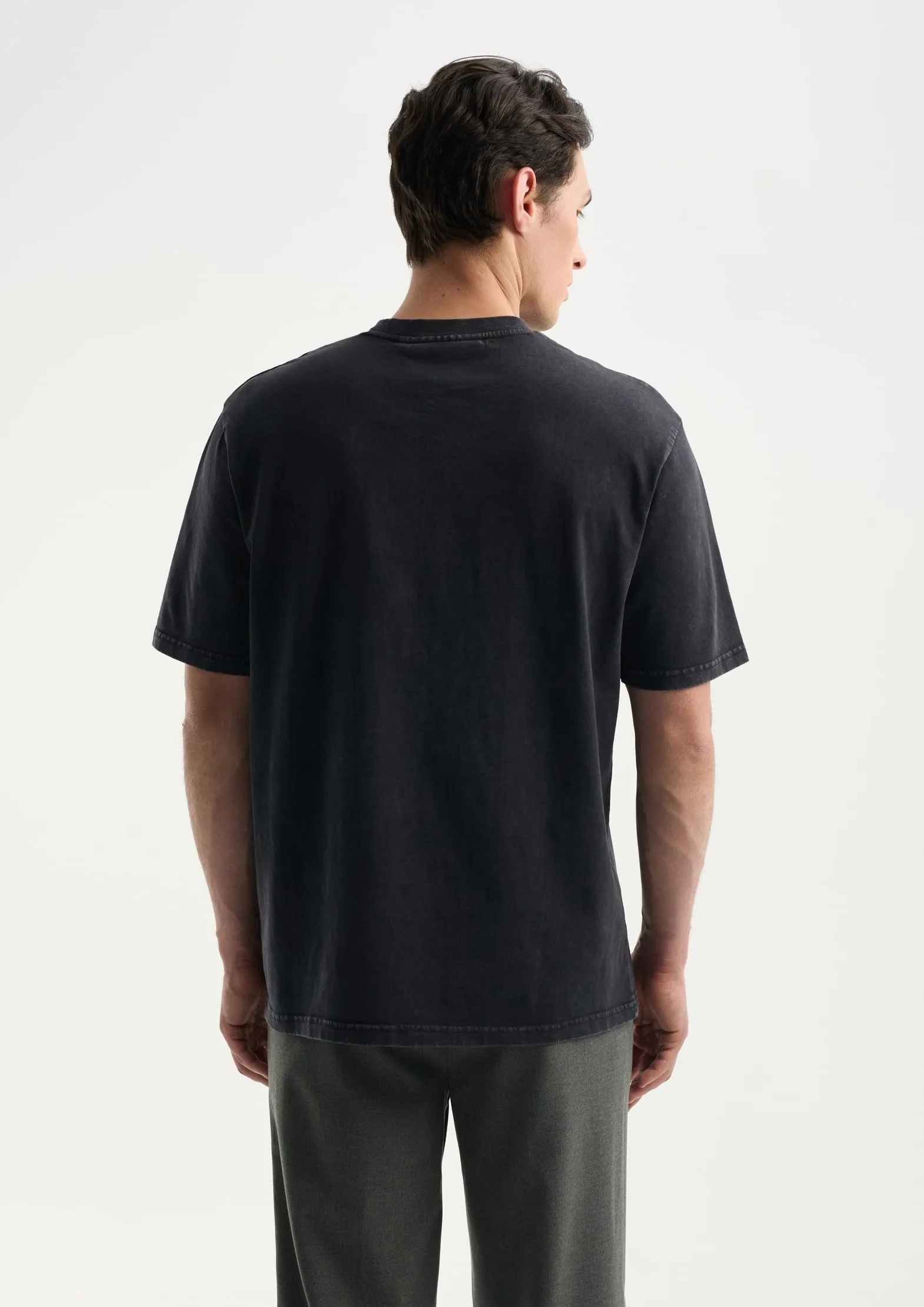 Футболка из 100% хлопка с эффектом стирки