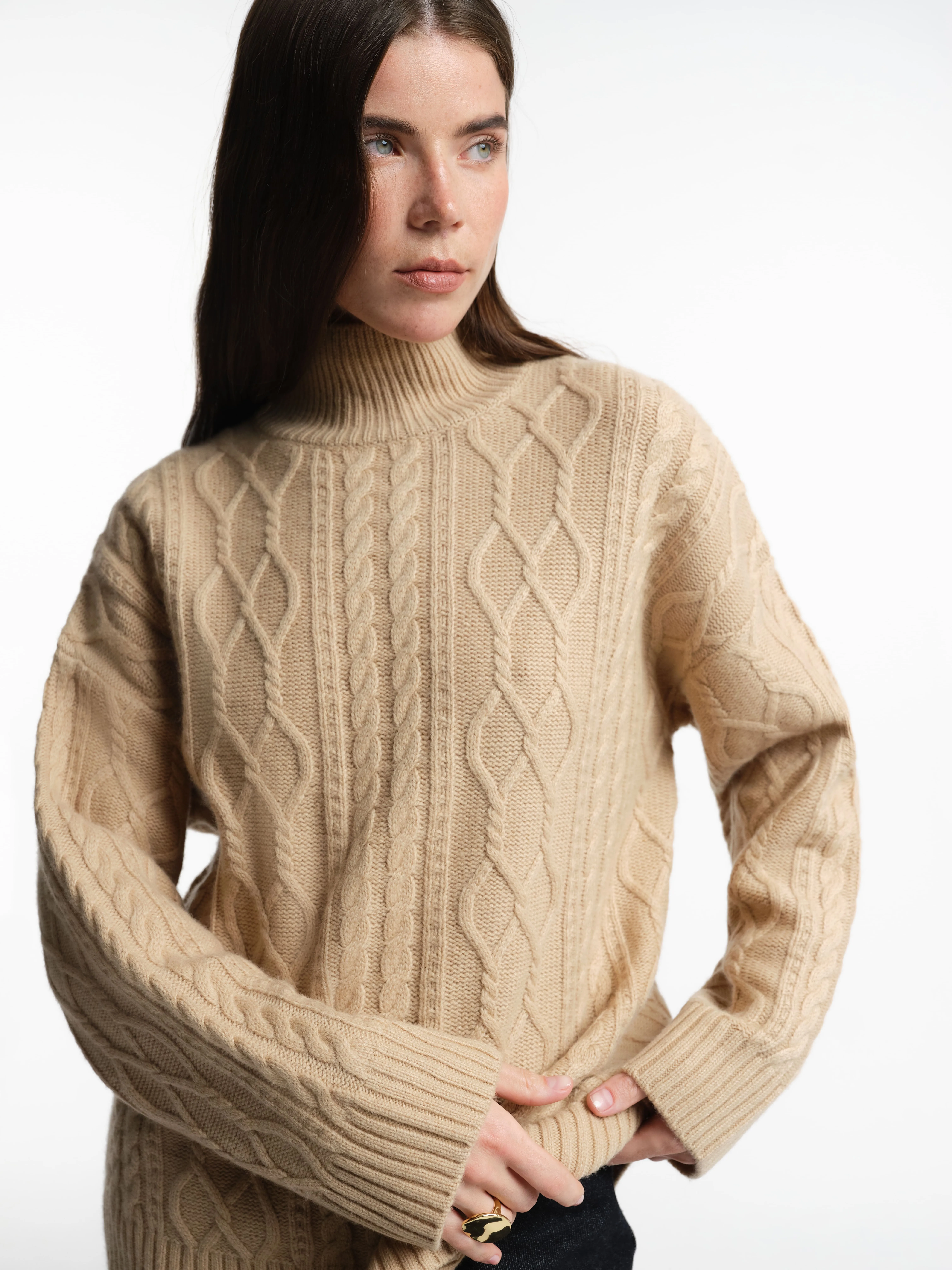 Свитер фактурной вязки с шерстью