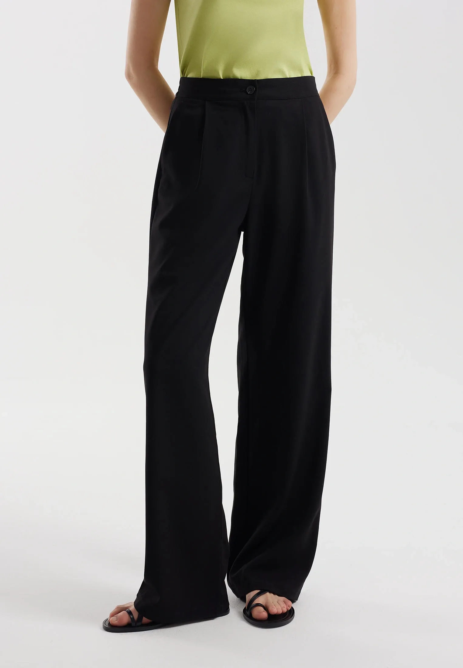 Брюки из поливискозы