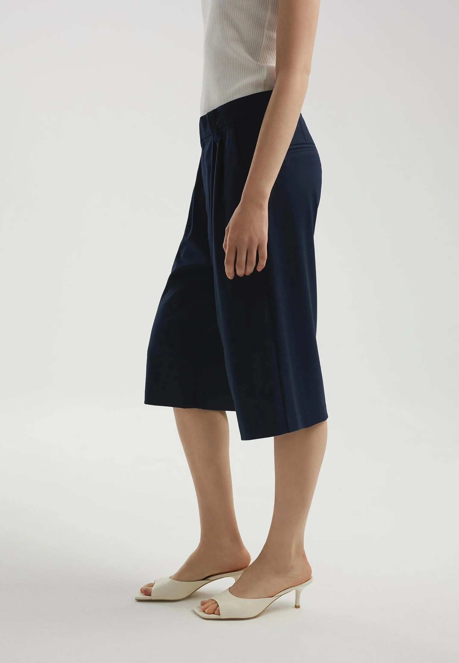 Шорты из поливискозы