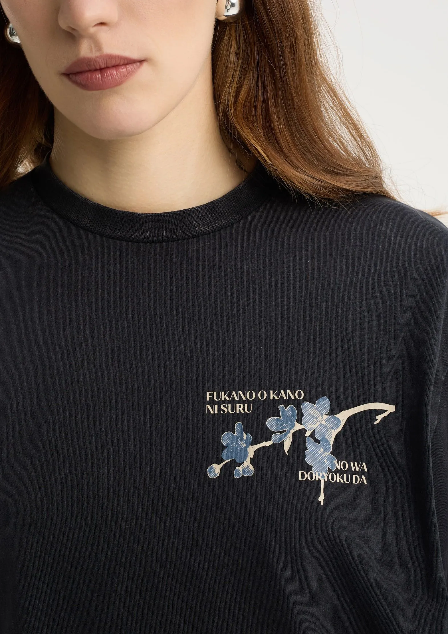 Футболка из 100% хлопка с эффектом стирки