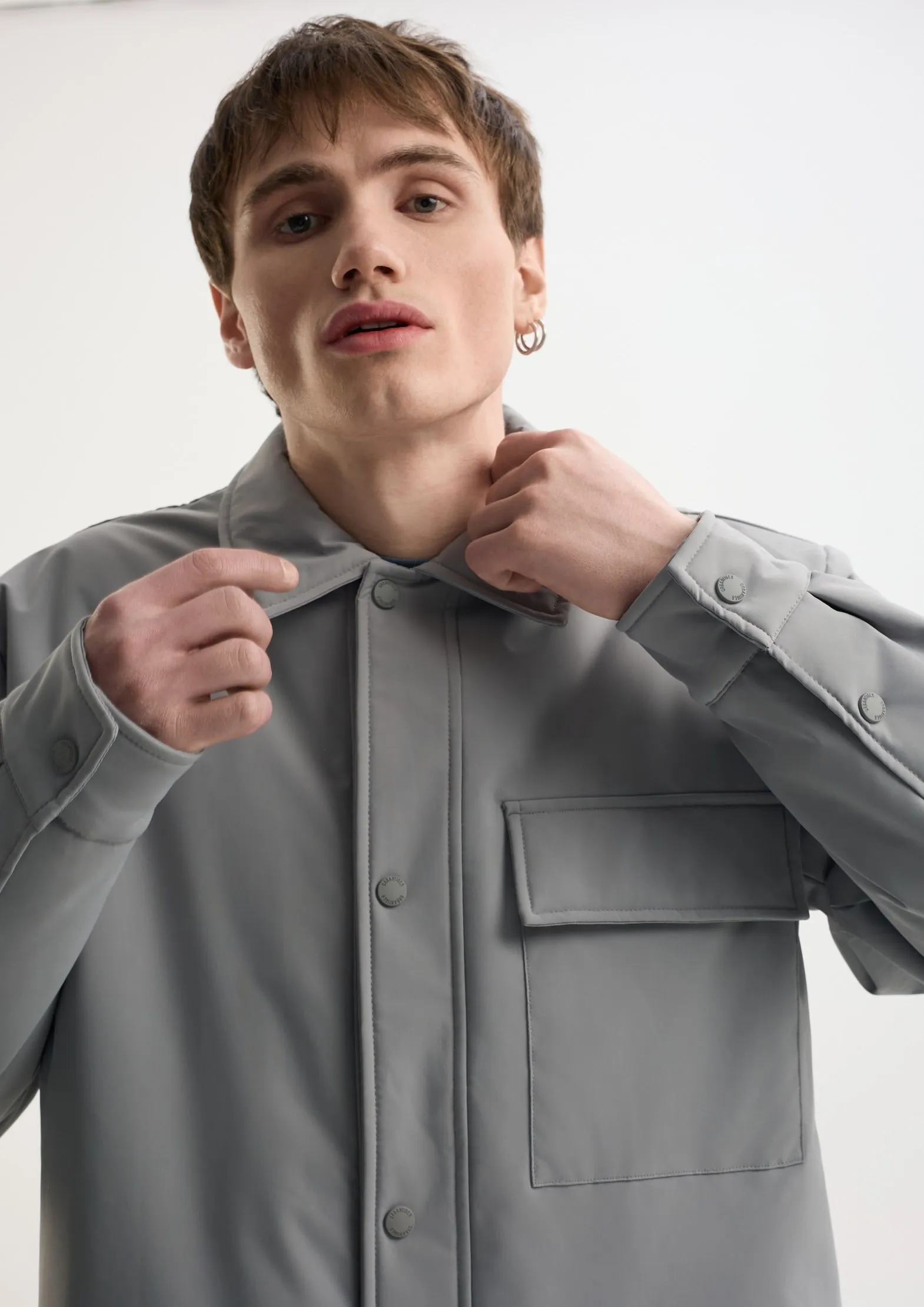 Куртка-рубашка из переработанного океанического пластика на мембране