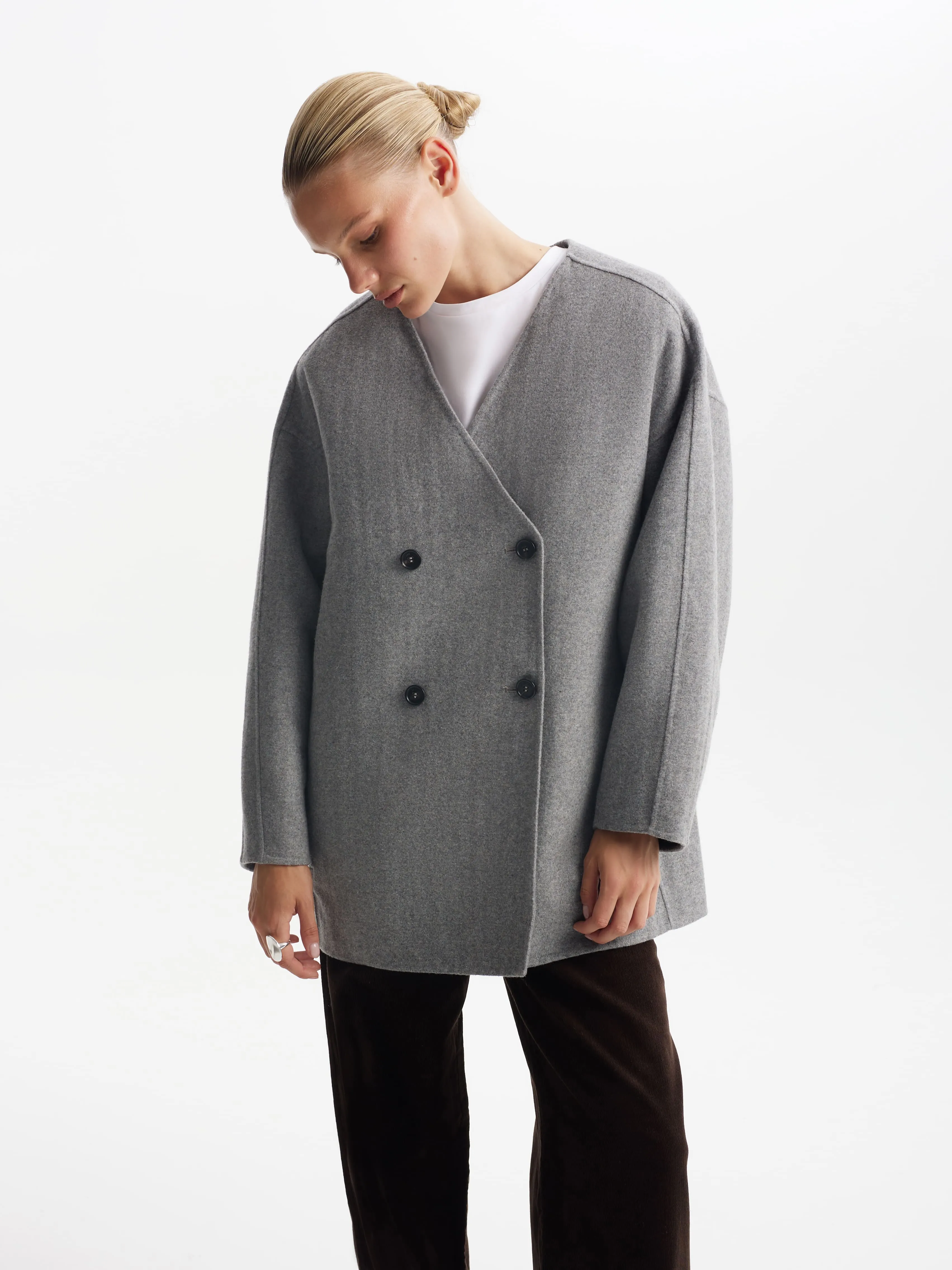 Утепленное двухслойное полупальто