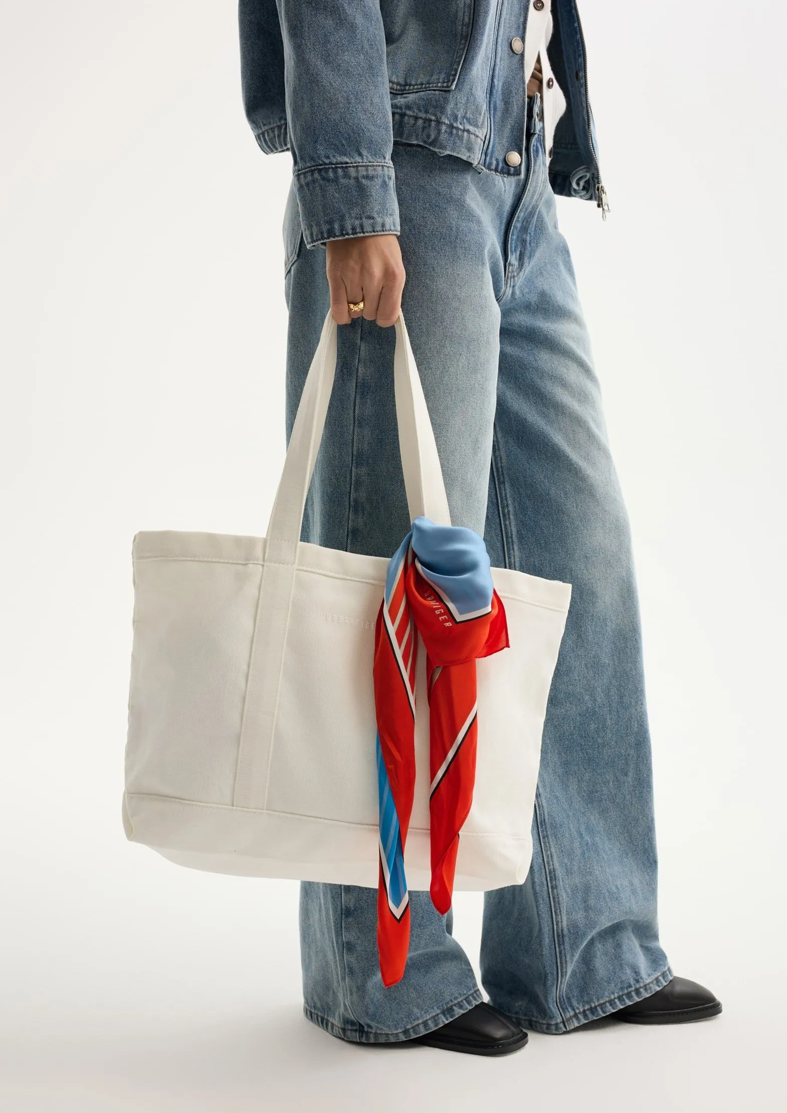 Платок из 100% шелка UT x Важная Рыба