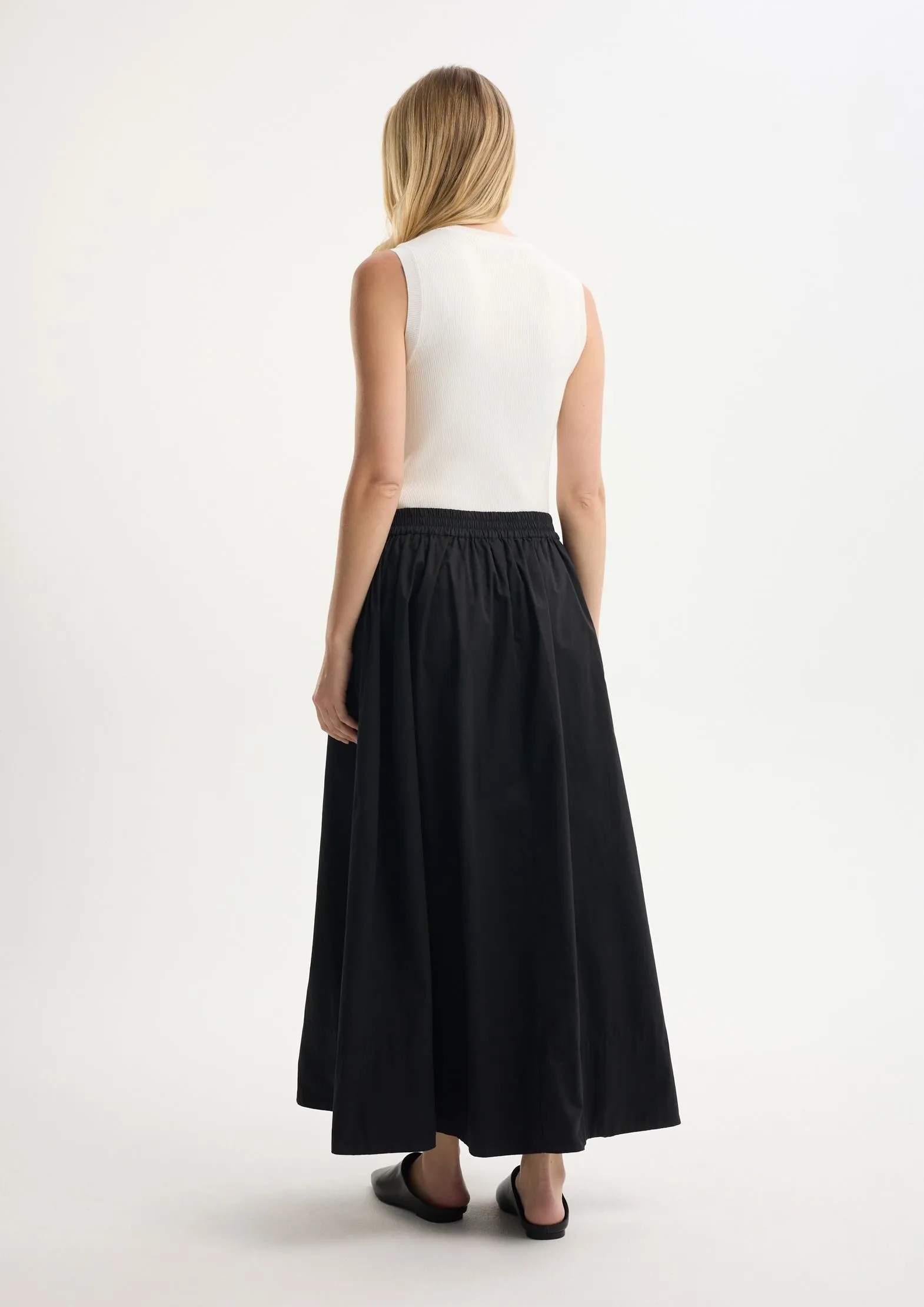 Топ из хлопка и модала