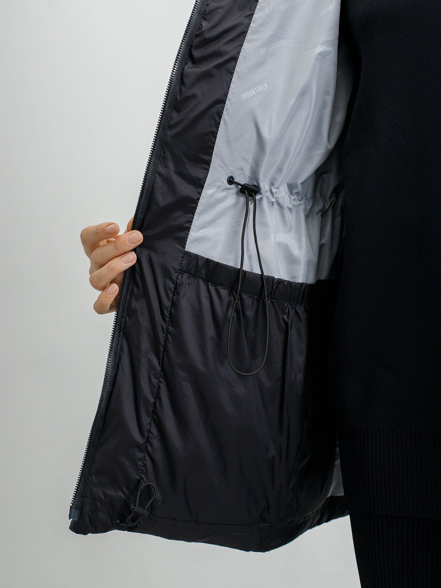 фото мягкая утепленная куртка с регулировкой по линии талии