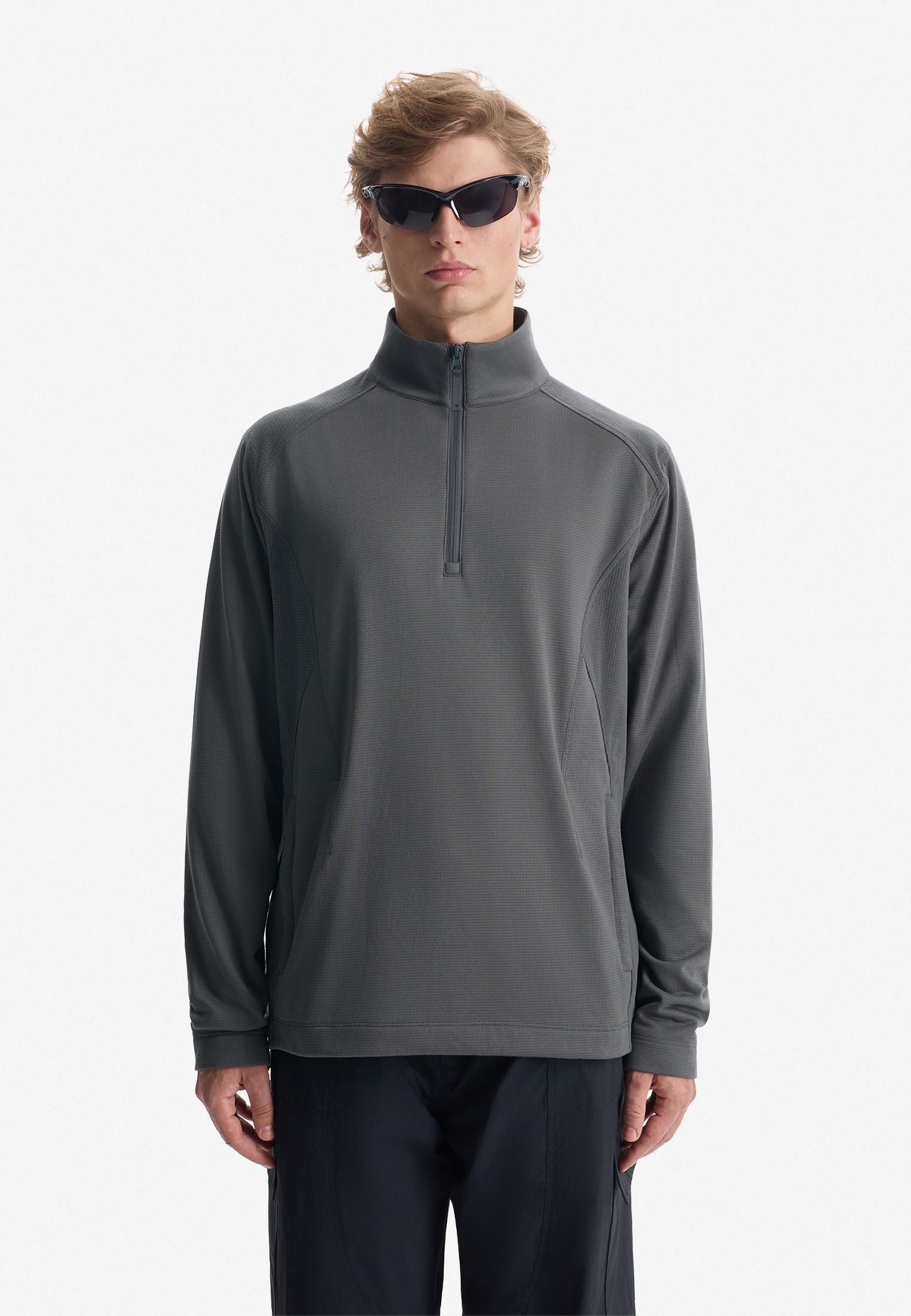 Тонкая фактурная флиска half-zip