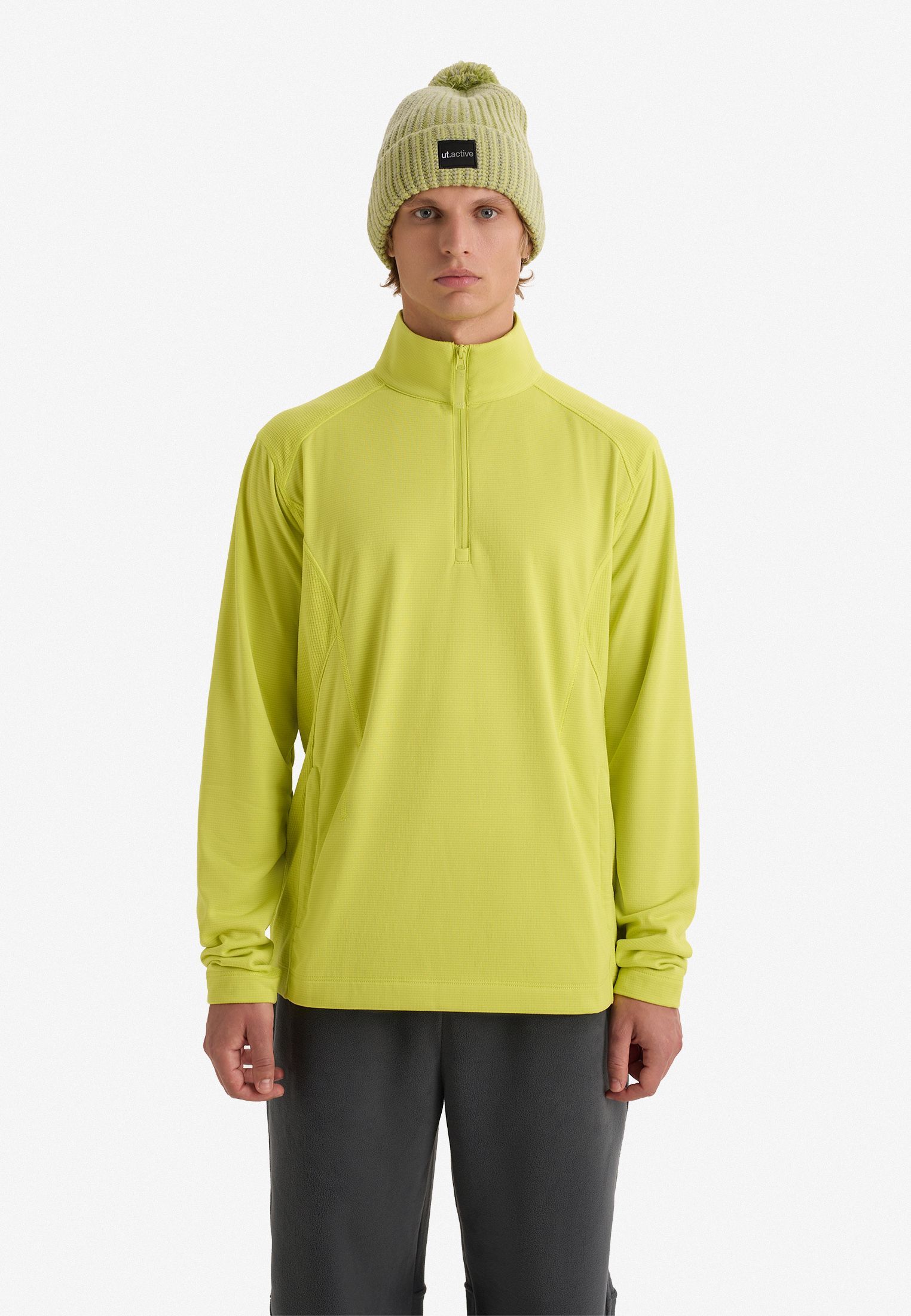Тонкая фактурная флиска half-zip