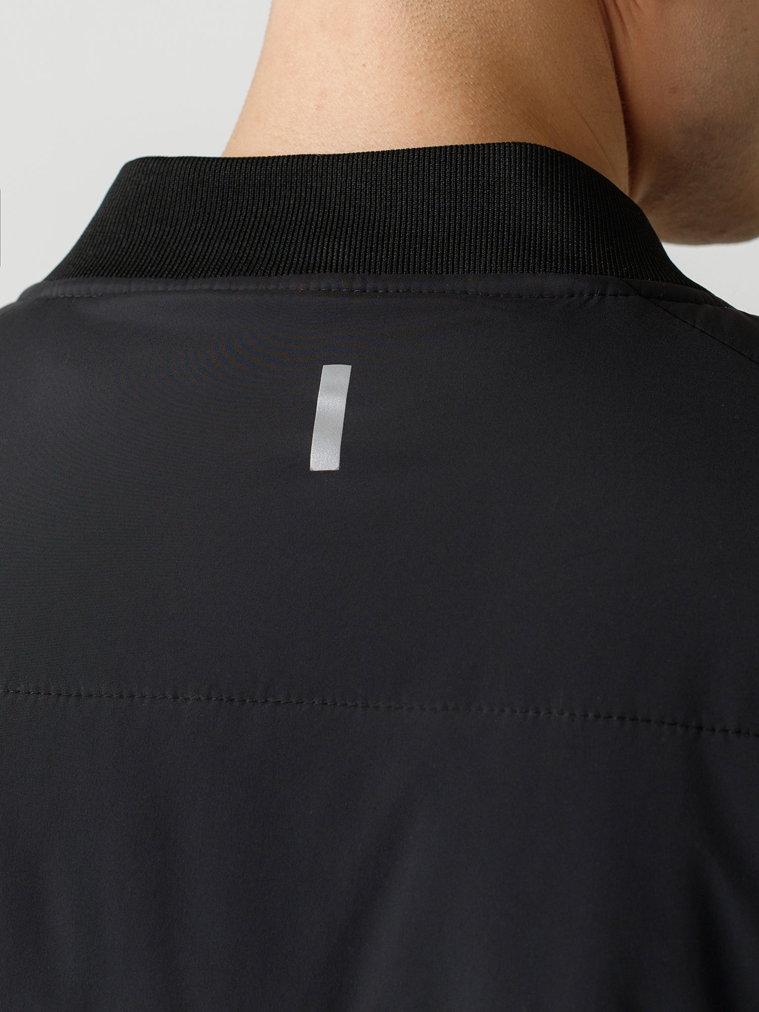 картинка мужская стеганая куртка из переработанного нейлона