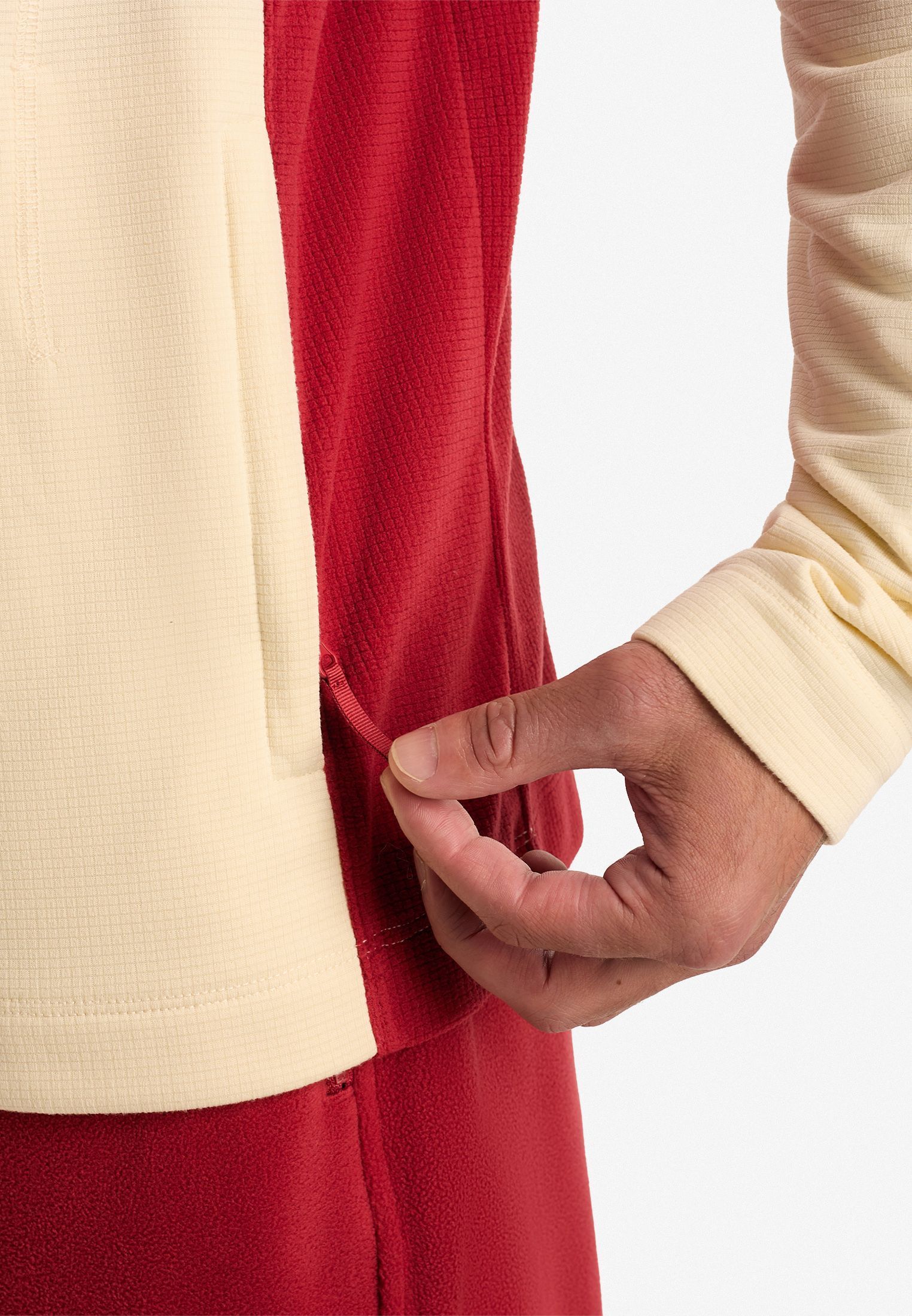 Тонкая фактурная флиска half-zip