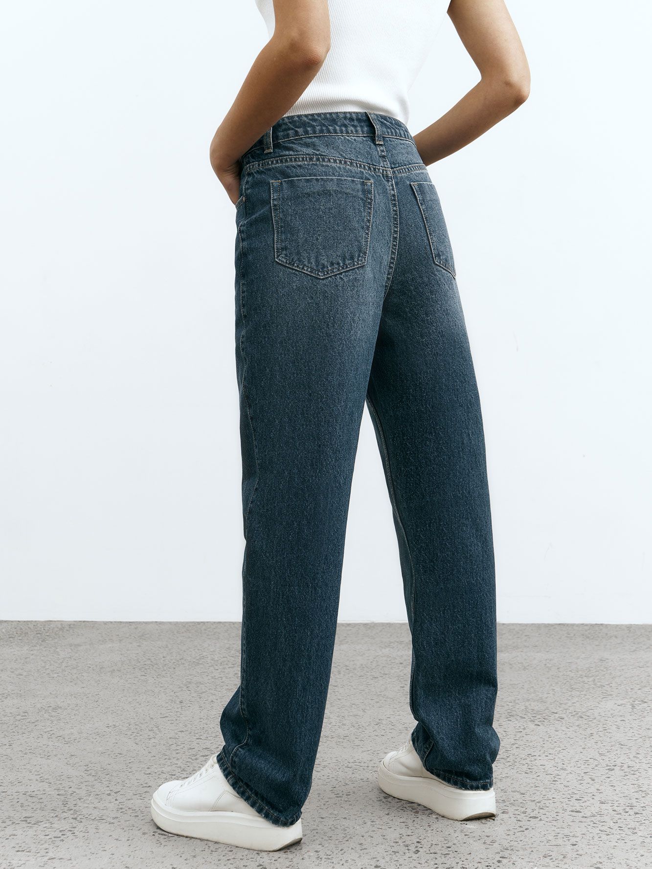 картинка джинсы mom fit