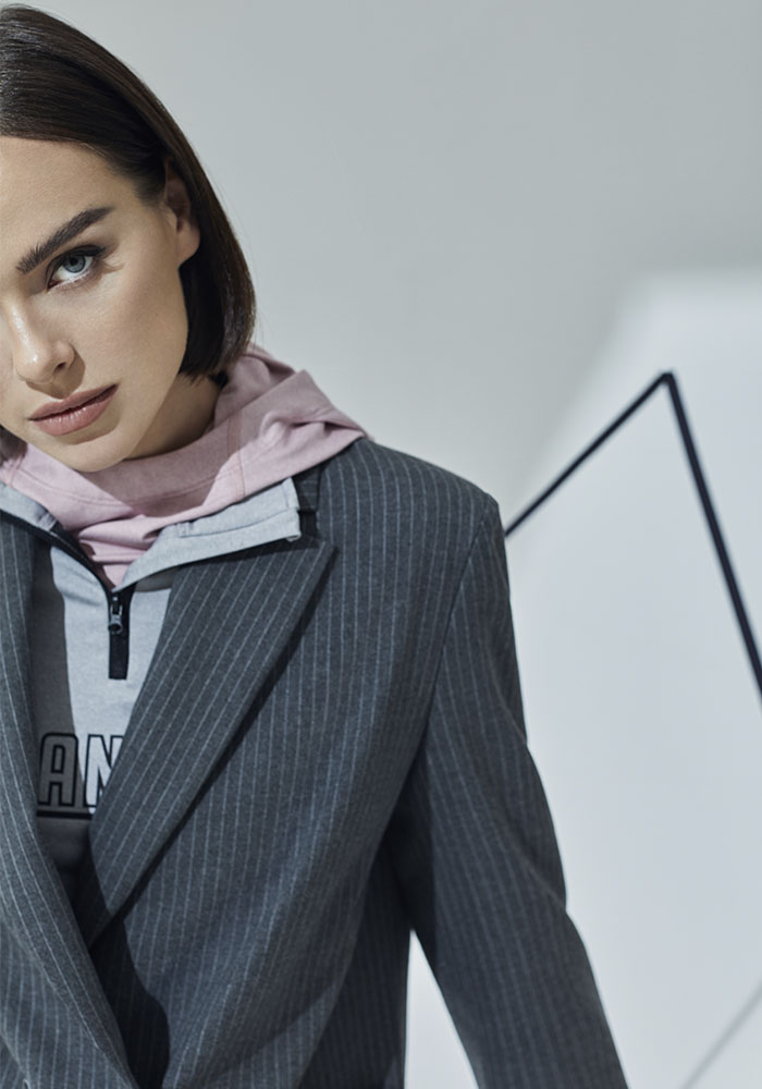 AW19