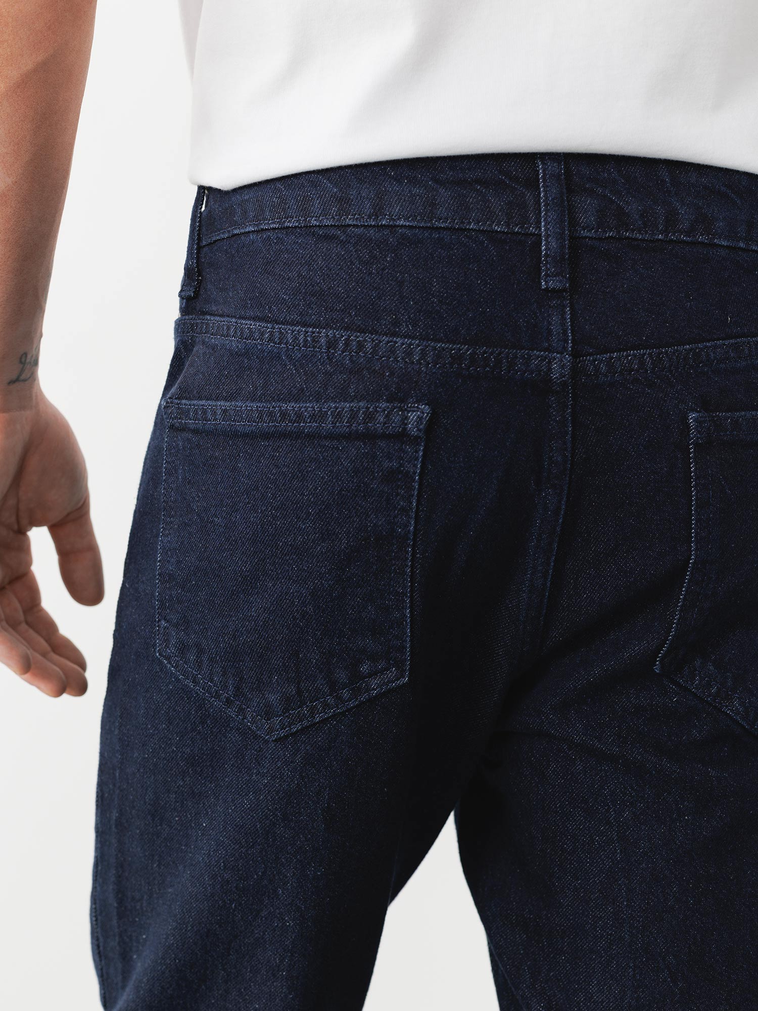 изображение джинсы средней посадки
