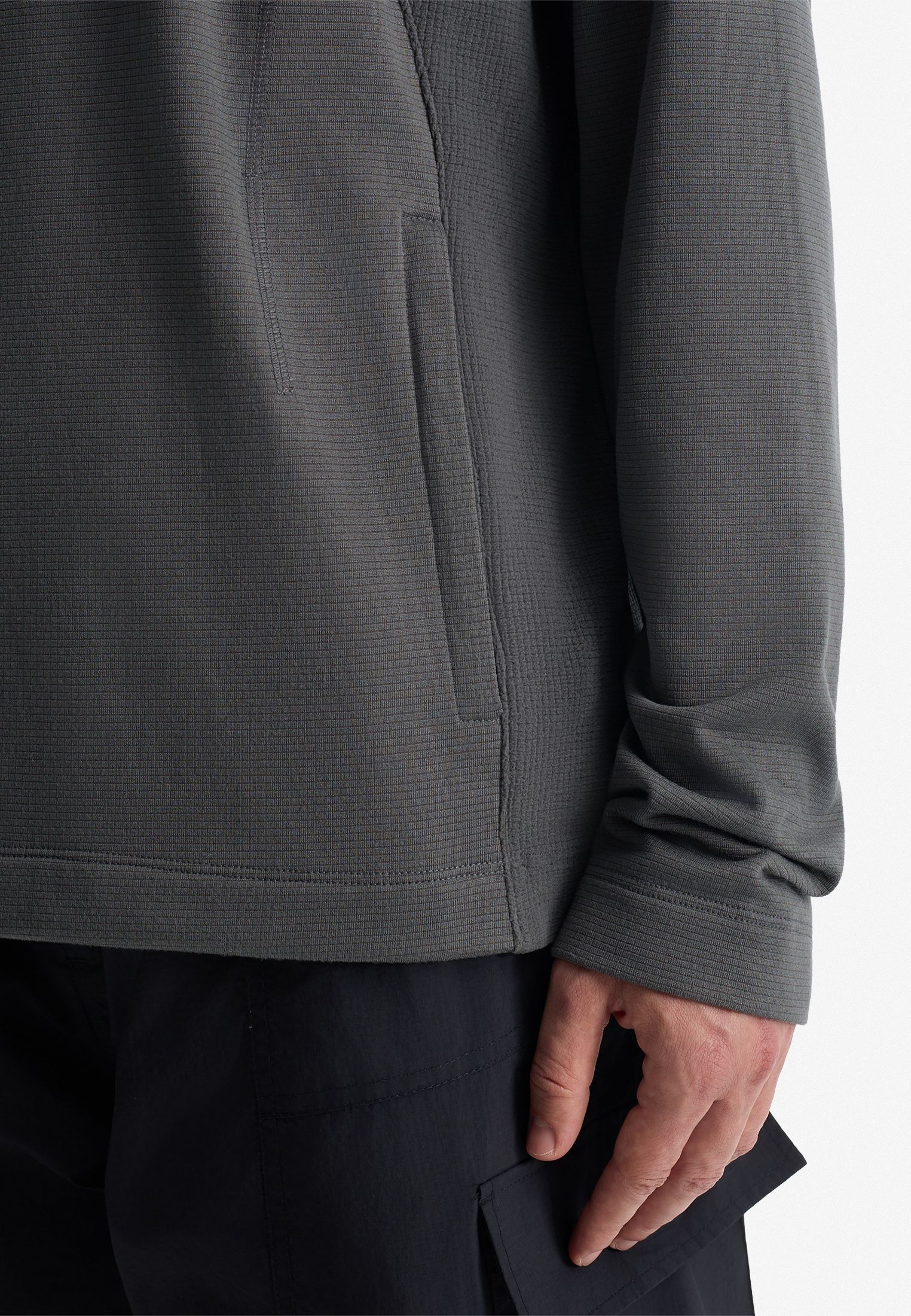Тонкая фактурная флиска half-zip