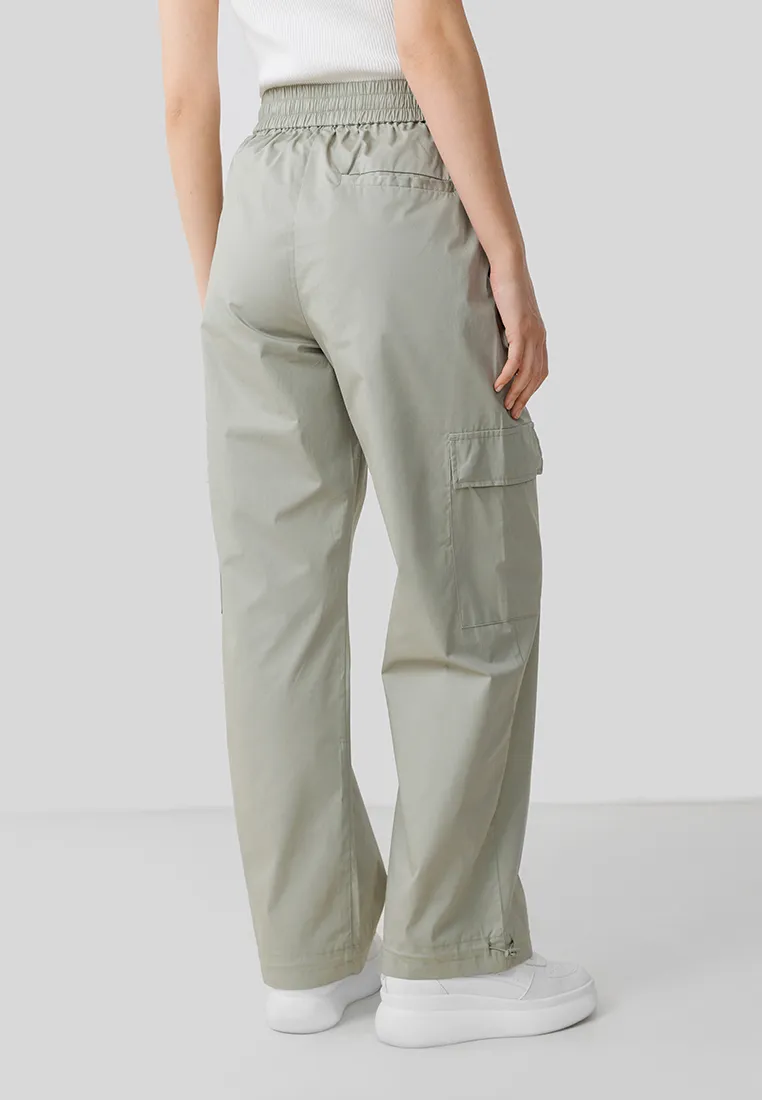 фото женские брюки-джоггеры с резинкой